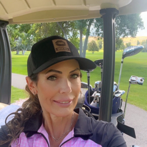 Meet your Posher, Angela - Picture 2 of 13